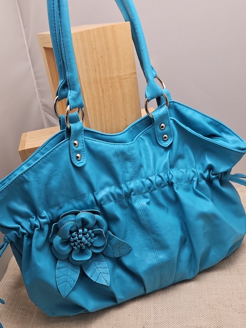 Women's Turquoise Flower Detail Tote Bag